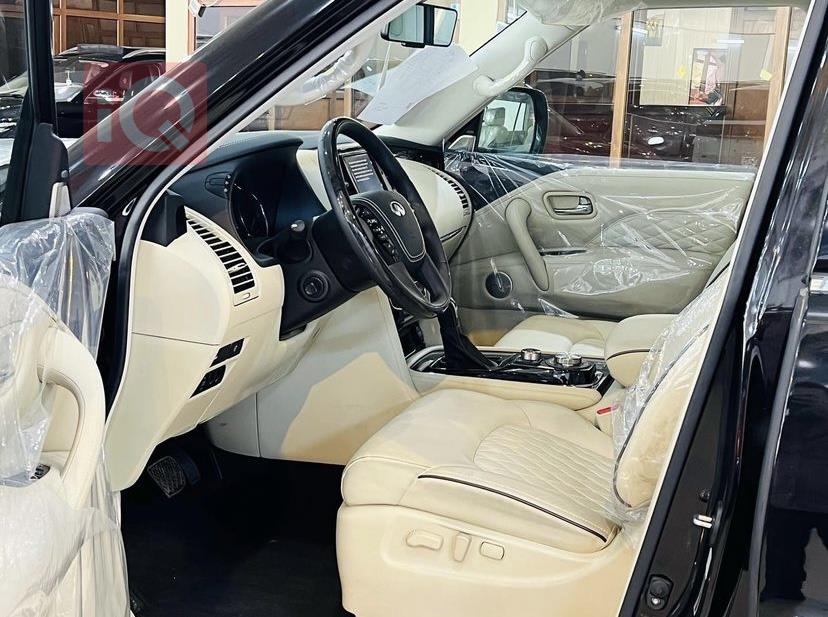 Infiniti QX80
